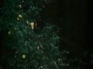Смачний брюнетка в в woods, безкоштовно 60 fps секс e4