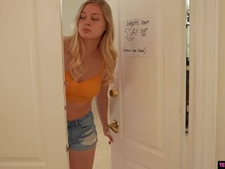 Amber Moore gets some Help with Her Eager Pussy: HD dirty movie a4 | xHamster